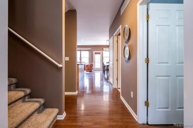 202 Stonebrooke Ct, Royal Oak, MI 48067 - photo 6