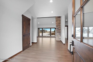 005-2751WVictorLoop-CoeurdAlene-ID-83815