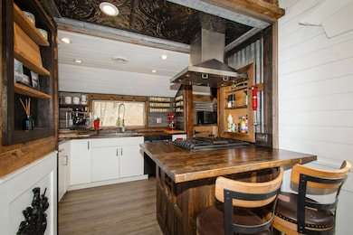 25565 Smithtown Rd, Excelsior, MN 55331 - photo 2