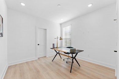 3105 Jensen Dr unit A, Houston, TX 77026 - photo 7