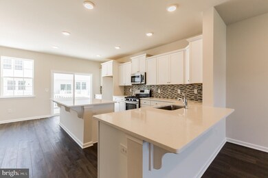 17 Zinnia Ct, Mount Laurel, NJ 08054 - photo 6