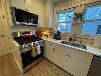 27 Charlotte Rd unit 1, Waltham, MA 02453 - photo 4