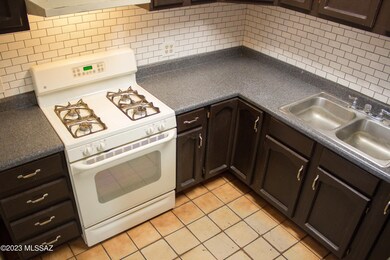 2749 N Geronimo Ave, Tucson, AZ 85705 - photo 6