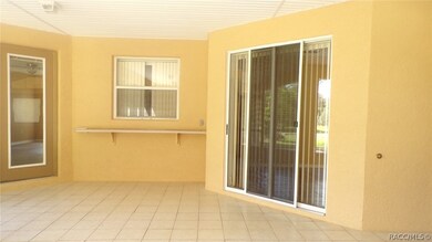 Screen porch/breezeway