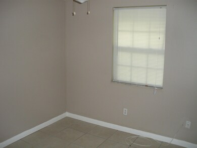4033 Autrey Ave W, Jacksonville, FL 32210 - photo 5