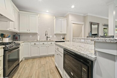 8889 Lake View Ct, Fairhope, AL 36532 - photo 6