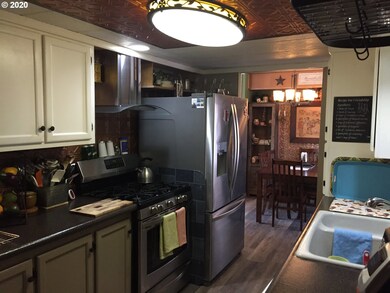 412 10th St, Prairie City, OR 97869 - photo 7