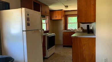 21 Hilda Ave, Derry, NH 03038 - photo 7