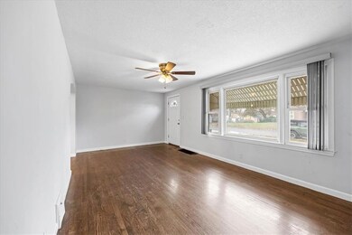 6435 Walrond Ave, Kansas City, MO 64132 - photo 4