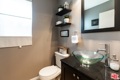 12256 Willowbend Ln unit 39, Sylmar, CA 91342 - photo 7