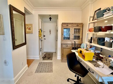 75 S Middle Neck Rd unit 4H, Great Neck, NY 11021 - photo 7