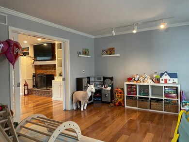 807 S River Rd, Naperville, IL 60540 - photo 2