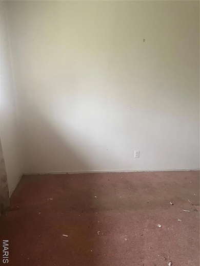 7316 Elm Grove Ct, Hazelwood, MO 63042 - photo 3