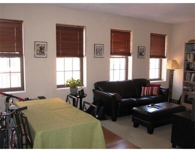 2A Baldwin Place unit 4, Boston, MA 02113 - photo 4