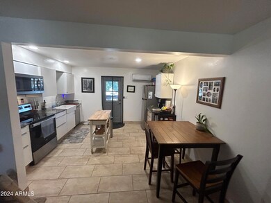 2103 S Granada Dr unit 8, Tempe, AZ 85282 - photo 3