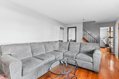 05-Living Room