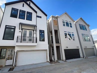 742 Curtin St, Houston, TX 77018 - photo 7