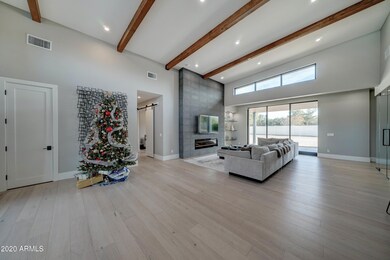 3617 N 47th Pl-5