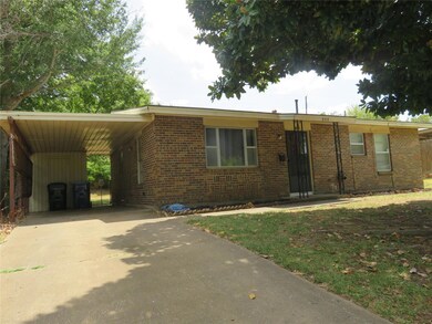 908 Leeper Dr, Denison, TX 75020 - photo 3