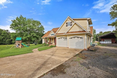 02-355 Louise Ln