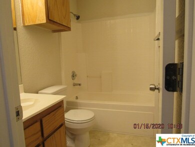 606 N 4th St, Copperas Cove, TX 76522 - photo 6