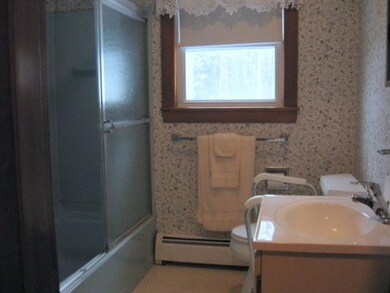 Bathroom. Full bath