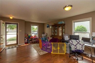 3110 Arrowroot Ln, Indianapolis, IN 46239 - photo 3