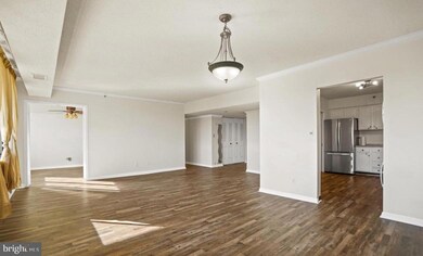 Skyline House unit 416, Baileys Crossroads, VA 22041 - photo 4