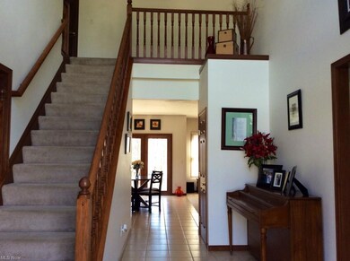 370 Walnut Ridge Trail, Aurora, OH 44202 - photo 2