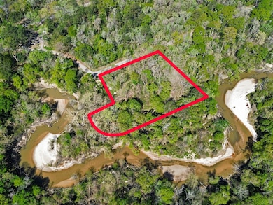 Red line is estimate of property boundaries. Selle