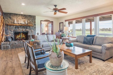 20220610181253638652000000-o