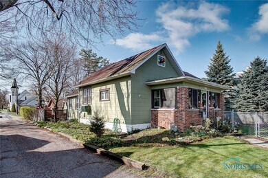 131 Ash Ave, Findlay, OH 45840 - photo 4