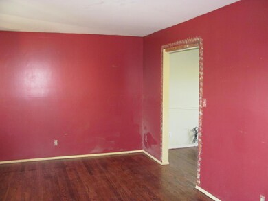 1693 Calgary Dr, Columbus, OH 43229 - photo 7