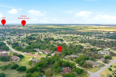 208 Independence Dr, Georgetown, TX 78633 - photo 2