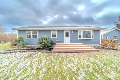 378 Burden Lake Rd, East Greenbush, NY 12061 - photo 2