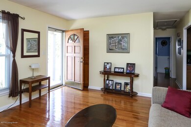 5511 Idlewood Ln unit 1B1, Louisville, KY 40291 - photo 2