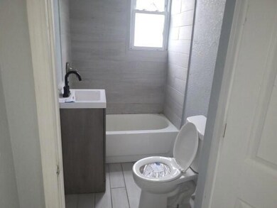 2940 N Holton St unit 2942, Milwaukee, WI 53212 - photo 6