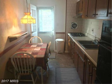 1003 Circle Dr, Halethorpe, MD 21227 - photo 5