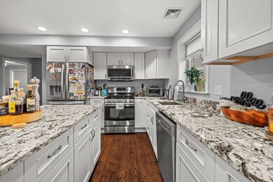 297 D St unit 4, Boston, MA 02127 - photo 2