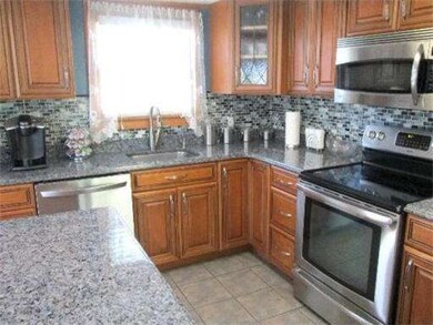 1 Presidents Ln, Plymouth, MA 02360 - photo 5