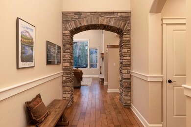 batch_2. Hallway to Great Room