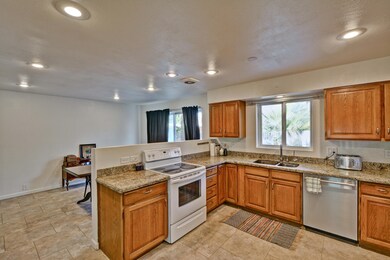 2203 S La Rosa Dr, Tempe, AZ 85282 - photo 6