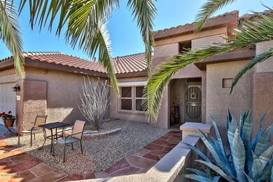 15733 W Linksview Dr Courtyard walkway