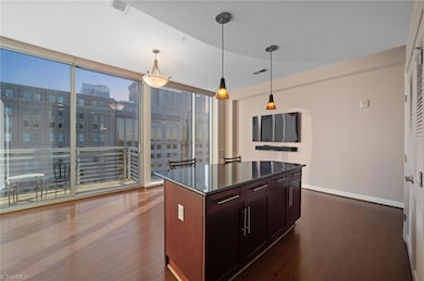 Center Pointe Greensboro unit 1404, Greensboro, NC 27401 - photo 3