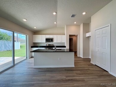 8220 N Wakefield Dr, Dunnellon, FL 34434 - photo 6