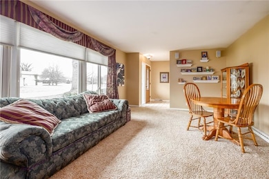 3642 Hunter Place, Columbus, IN 47203 - photo 2