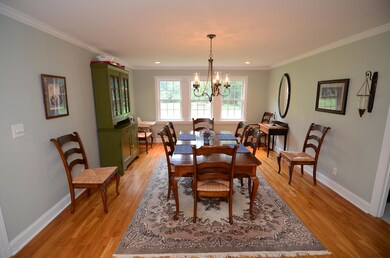 DININGROOM