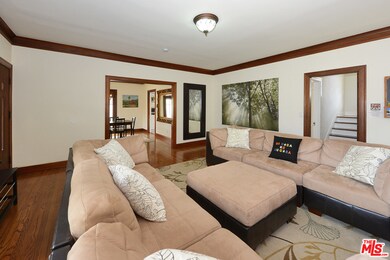 2214 Buckingham Rd, Los Angeles, CA 90016 - photo 4