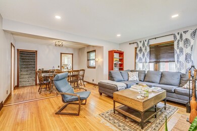 3807 Hubbard Ave N, Robbinsdale, MN 55422 - photo 5