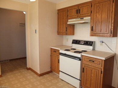 Another view of the kitchen.